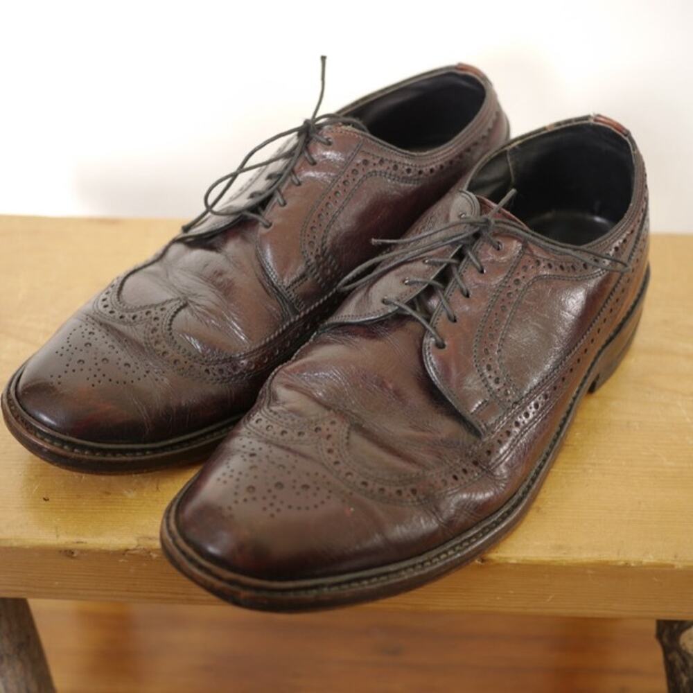 Vintage 1970s Freeman Freeflex Genuine Burgundy Leather Dress Wingtips 9E 42.5